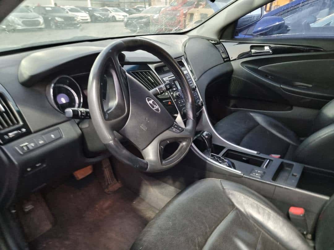 Hyundai Sonata 2011 thumbnail 6