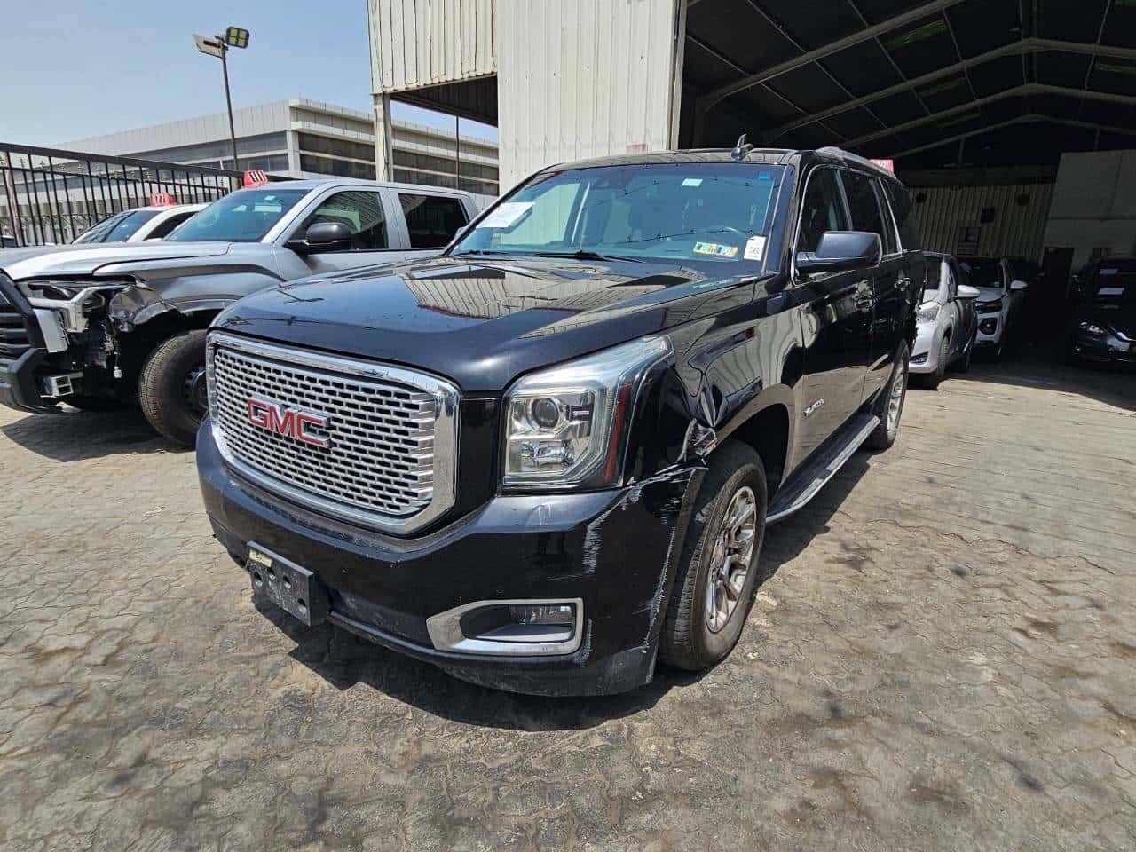 GMC Yukon 2019 thumbnail 1