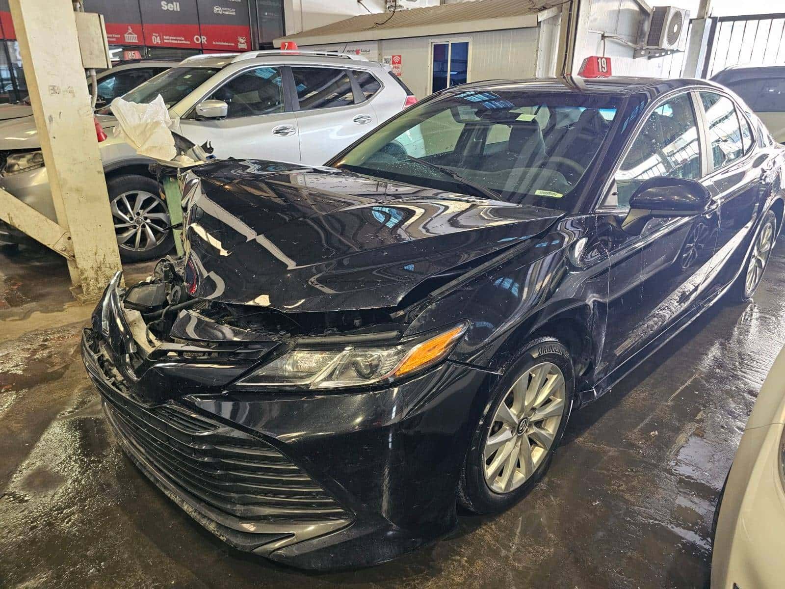 TOYOTA CAMRY 2018 thumbnail 2