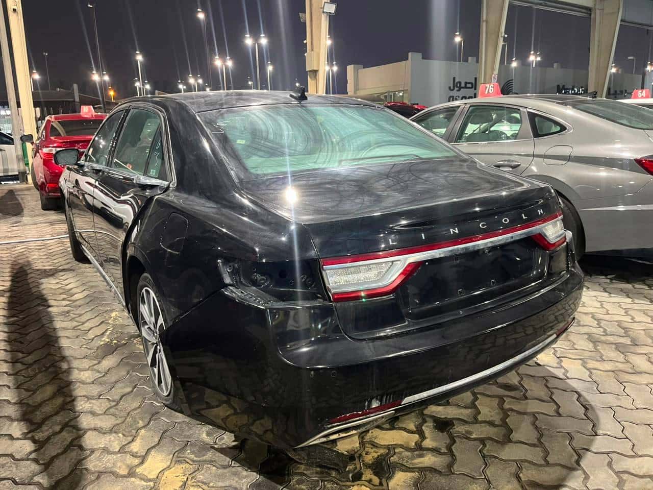 Lincoln Continental 2020 thumbnail 3