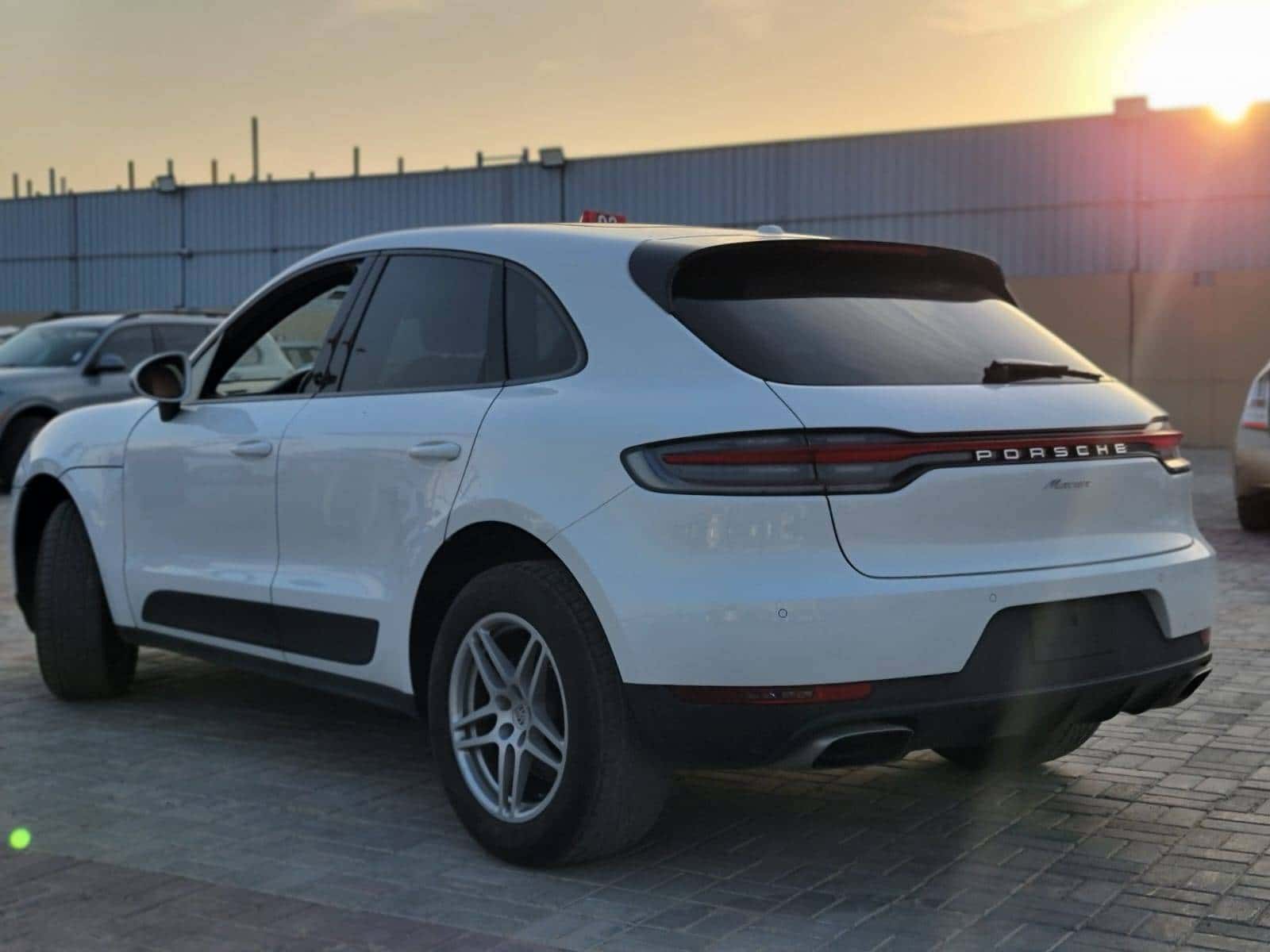 Porsche Macan 2021 thumbnail 6