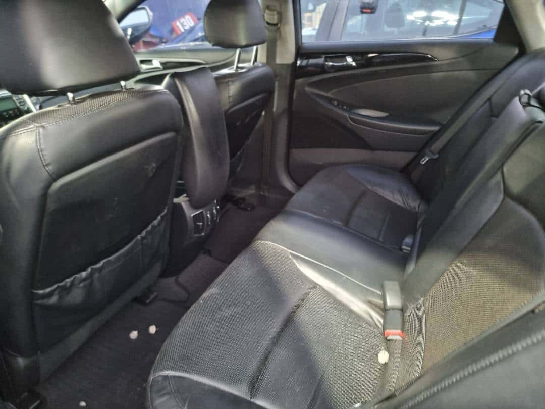 Hyundai Sonata 2011 thumbnail 5