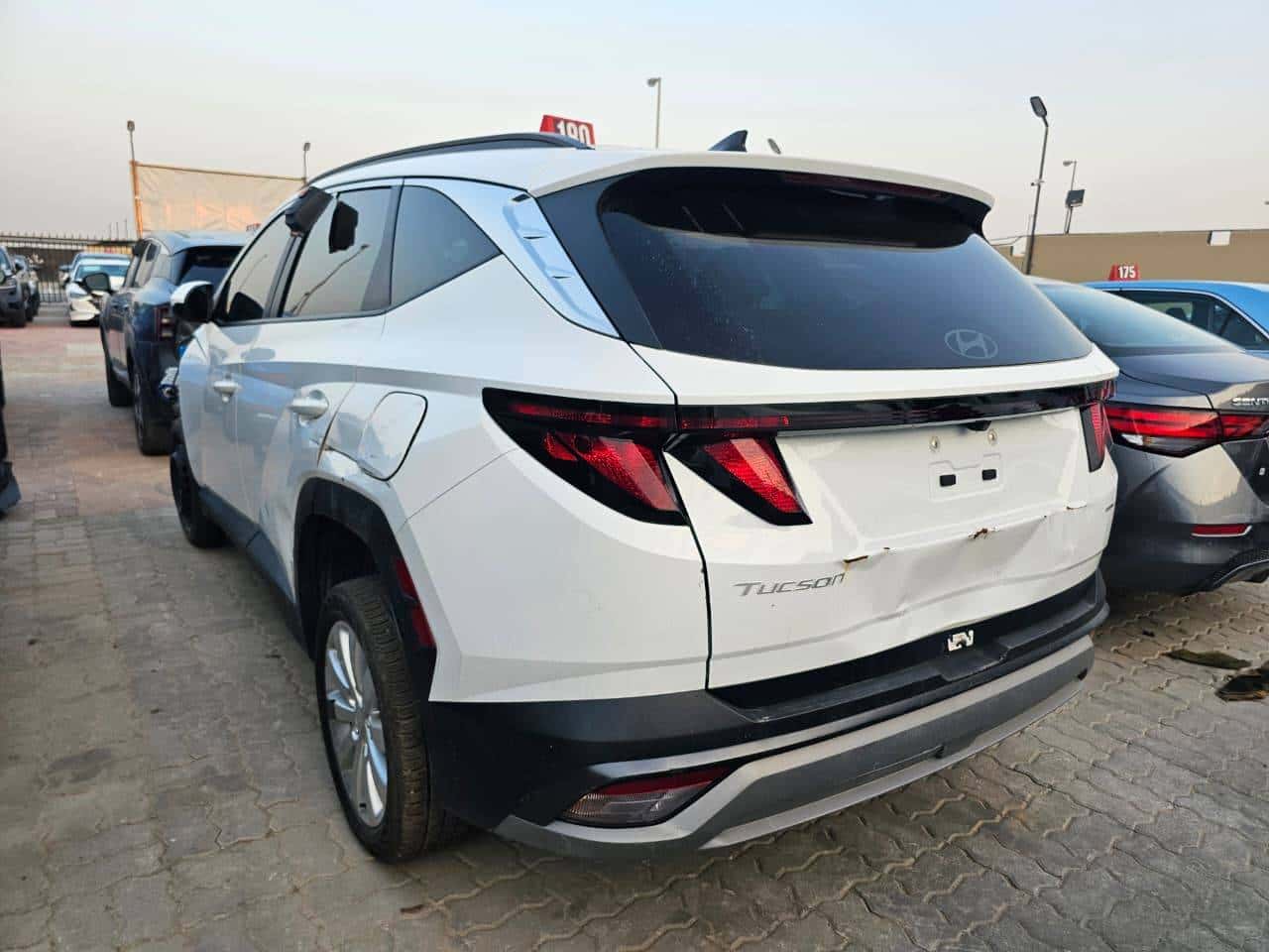 HYUNDAI TUCSON 2025 thumbnail 3