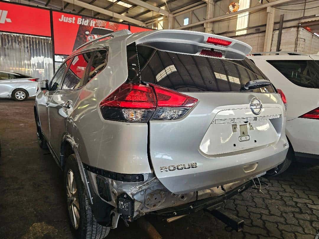 NISSAN ROGUE - Exterior