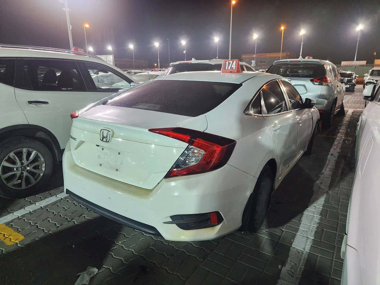 HONDA CIVIC 2018 thumbnail 2