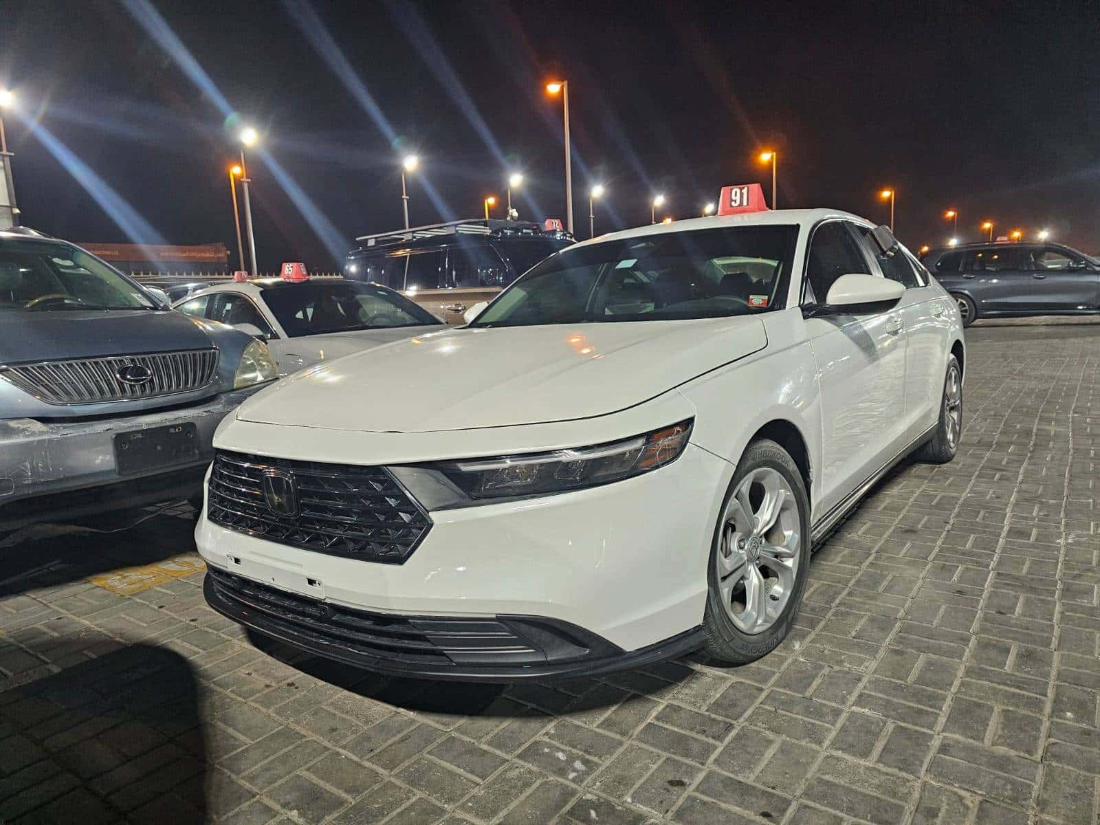 Honda Accord 2023 thumbnail 2