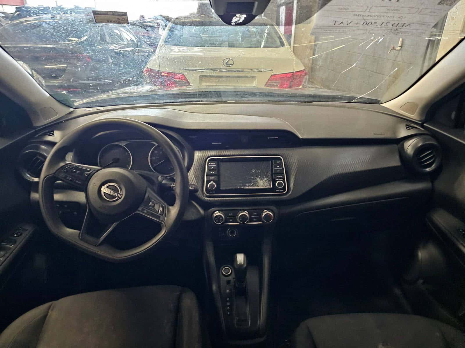 NISSAN KICKS 2023 thumbnail 7