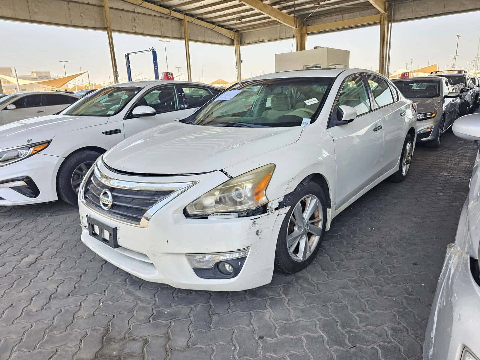 Nissan Altima 2013 thumbnail 4
