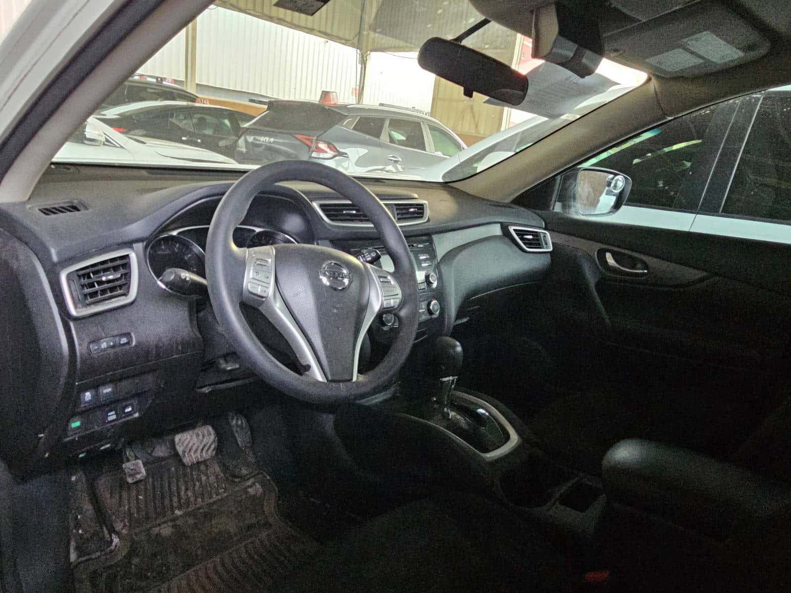 Nissan Rogue 2015 thumbnail 6