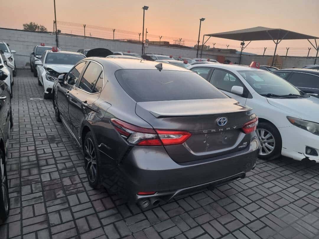 TOYOTA CAMRY 2023 thumbnail 3