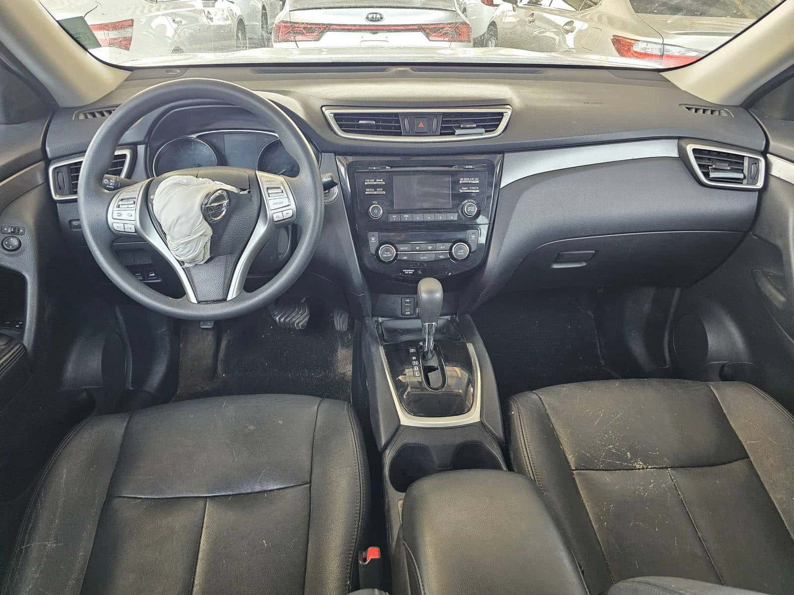 Nissan Rogue 2015 thumbnail 6