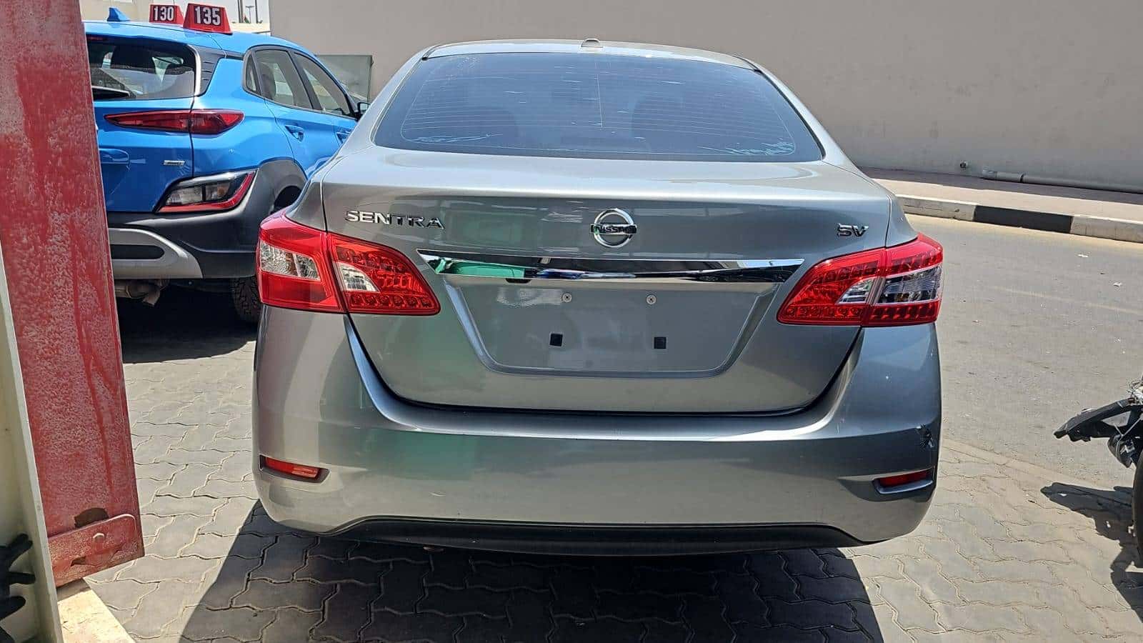 NISSAN SENTRA - Exterior