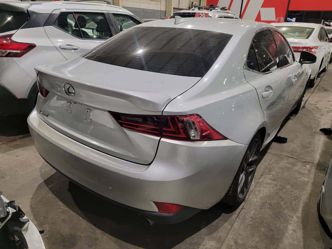 LEXUS IS 200T 2016 thumbnail 5