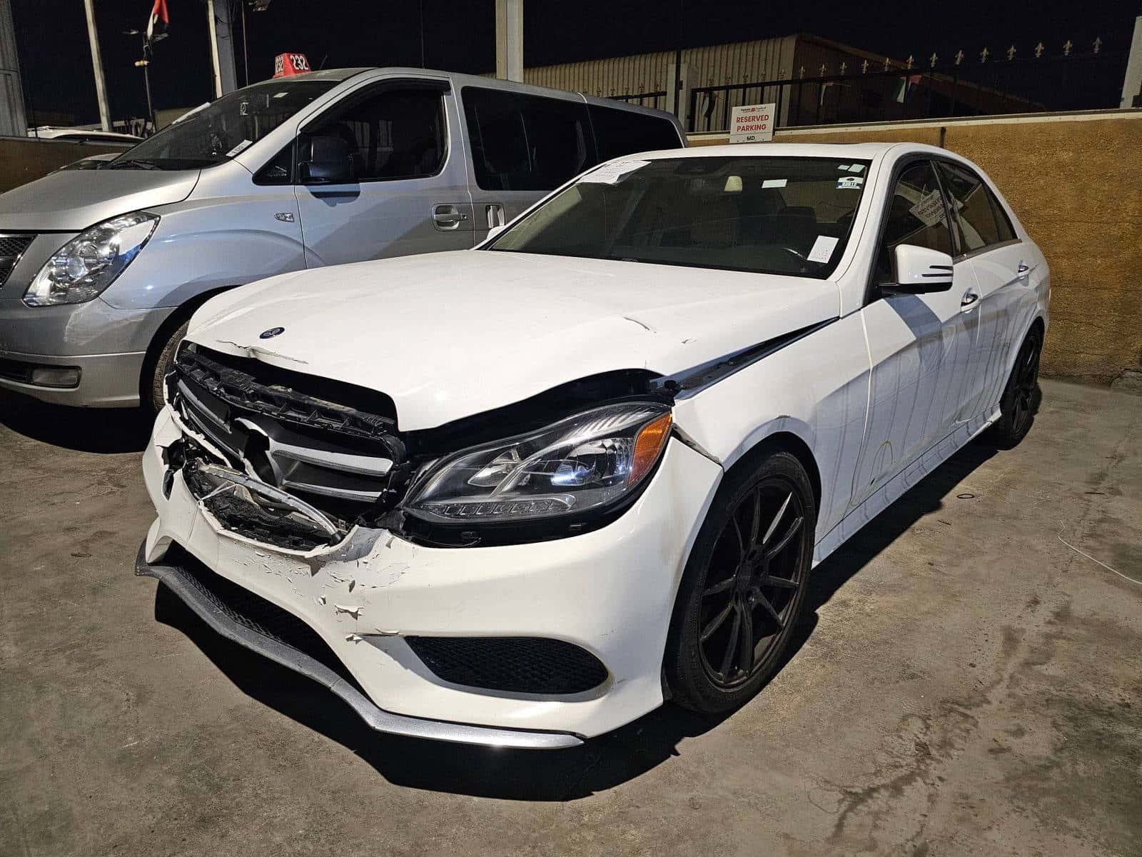 MERCEDES BENZ E 350 2015 thumbnail 4