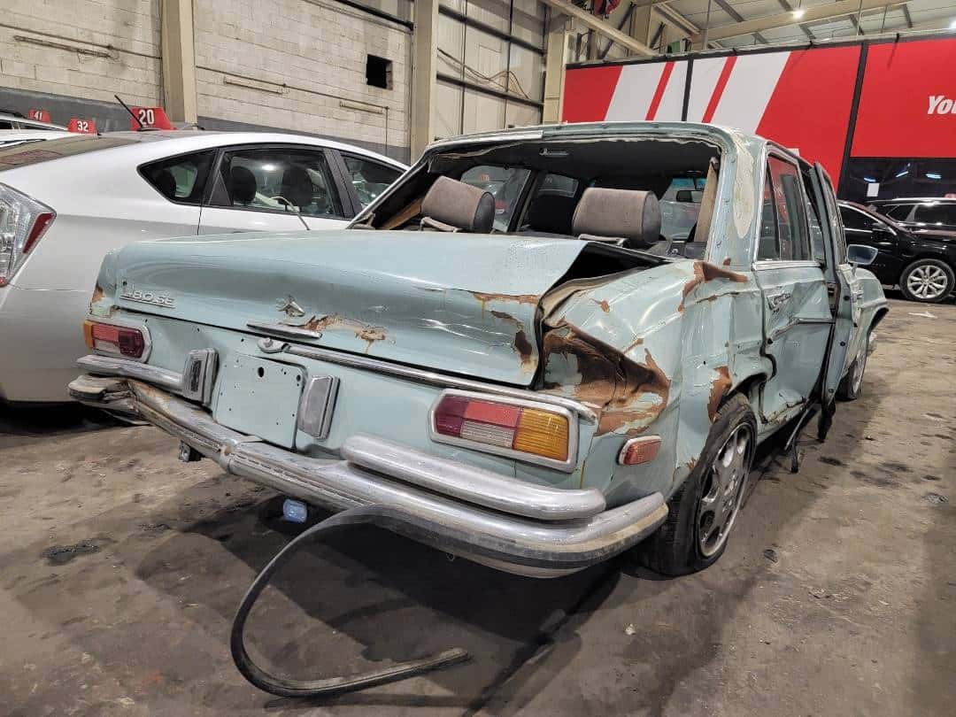 MERCEDES BENZ E 280 - Exterior