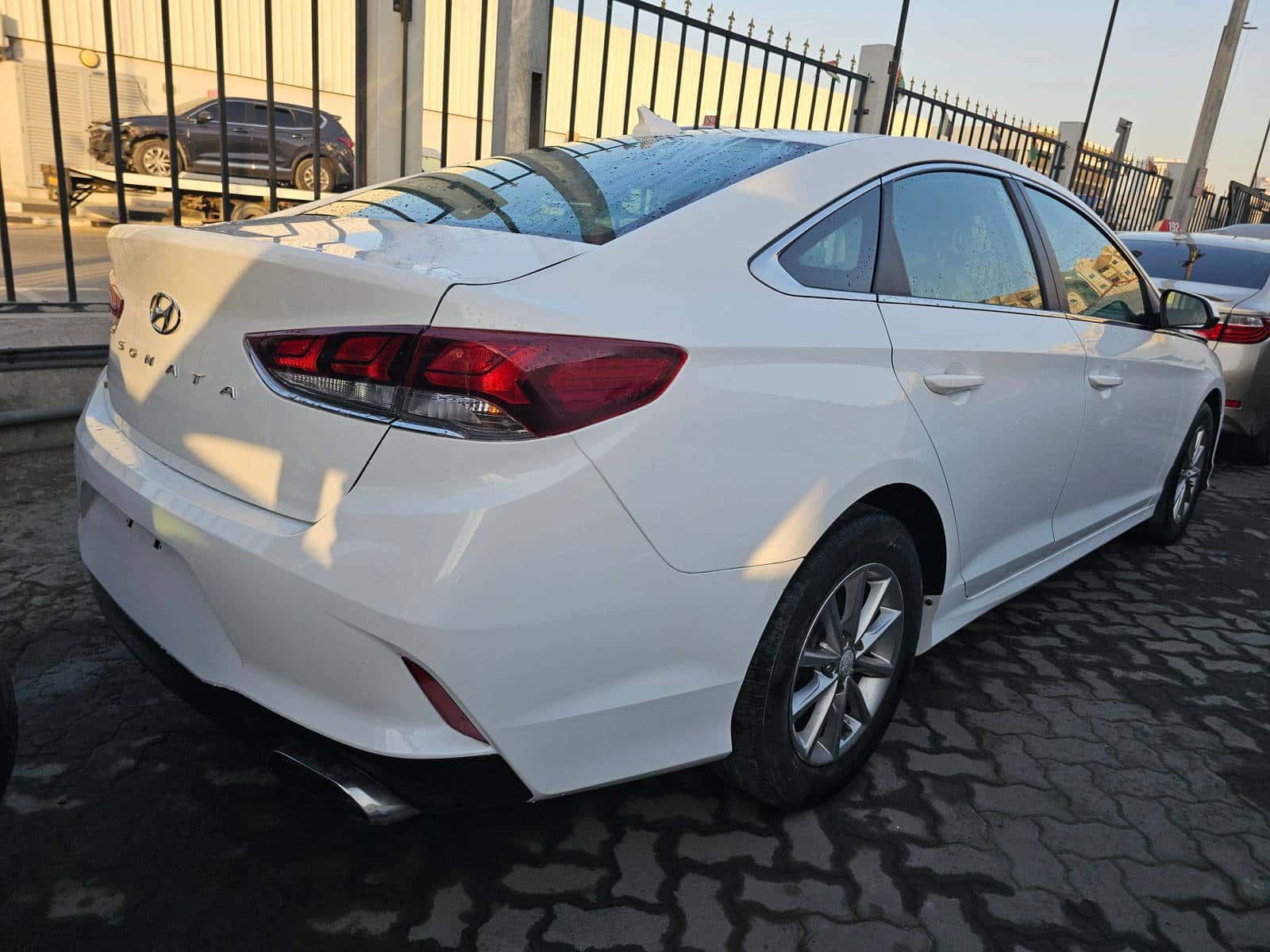 HYUNDAI SONATA - Exterior