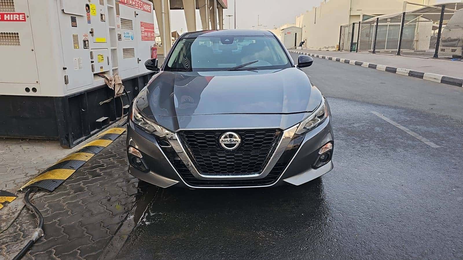 Nissan Altima 2020 thumbnail 2