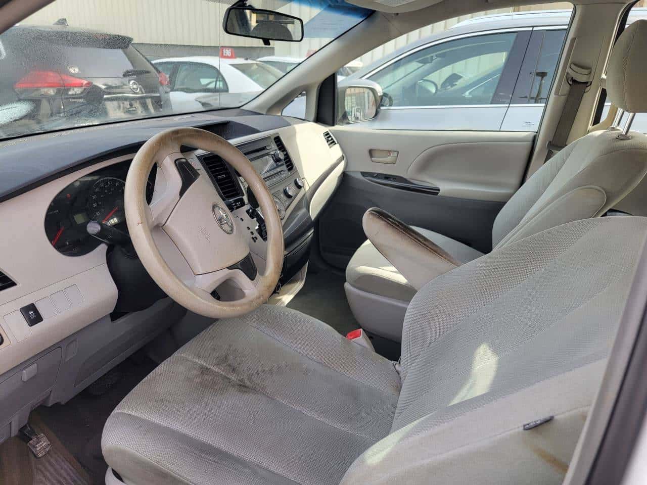 Toyota Sienna 2014 thumbnail 7