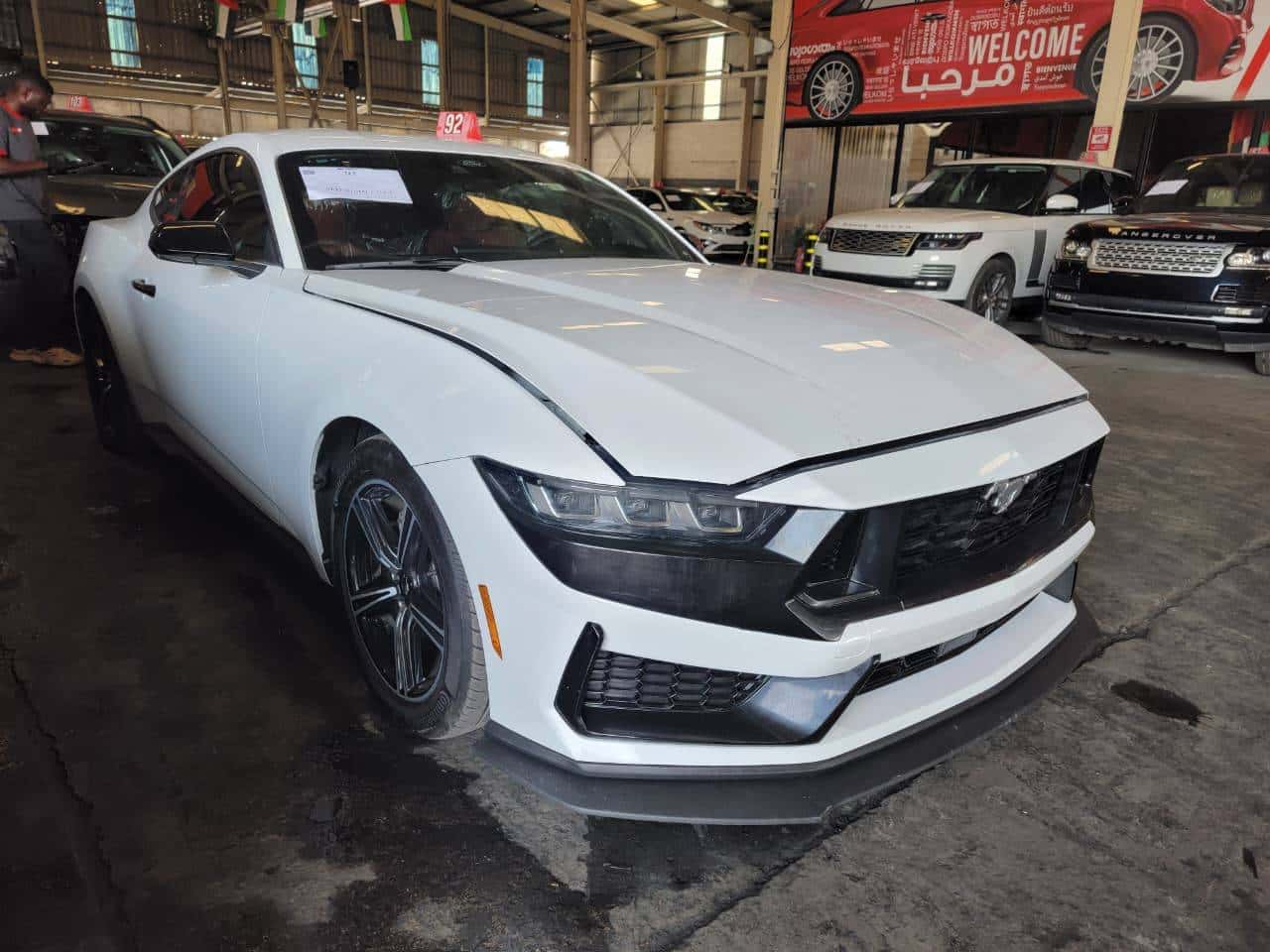 Ford Mustang 2024 thumbnail 4