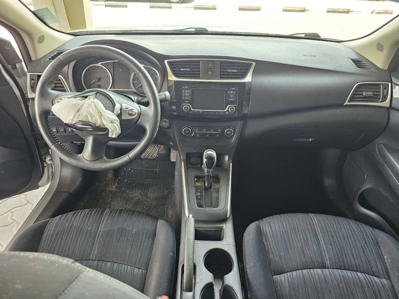 NISSAN SENTRA - Exterior