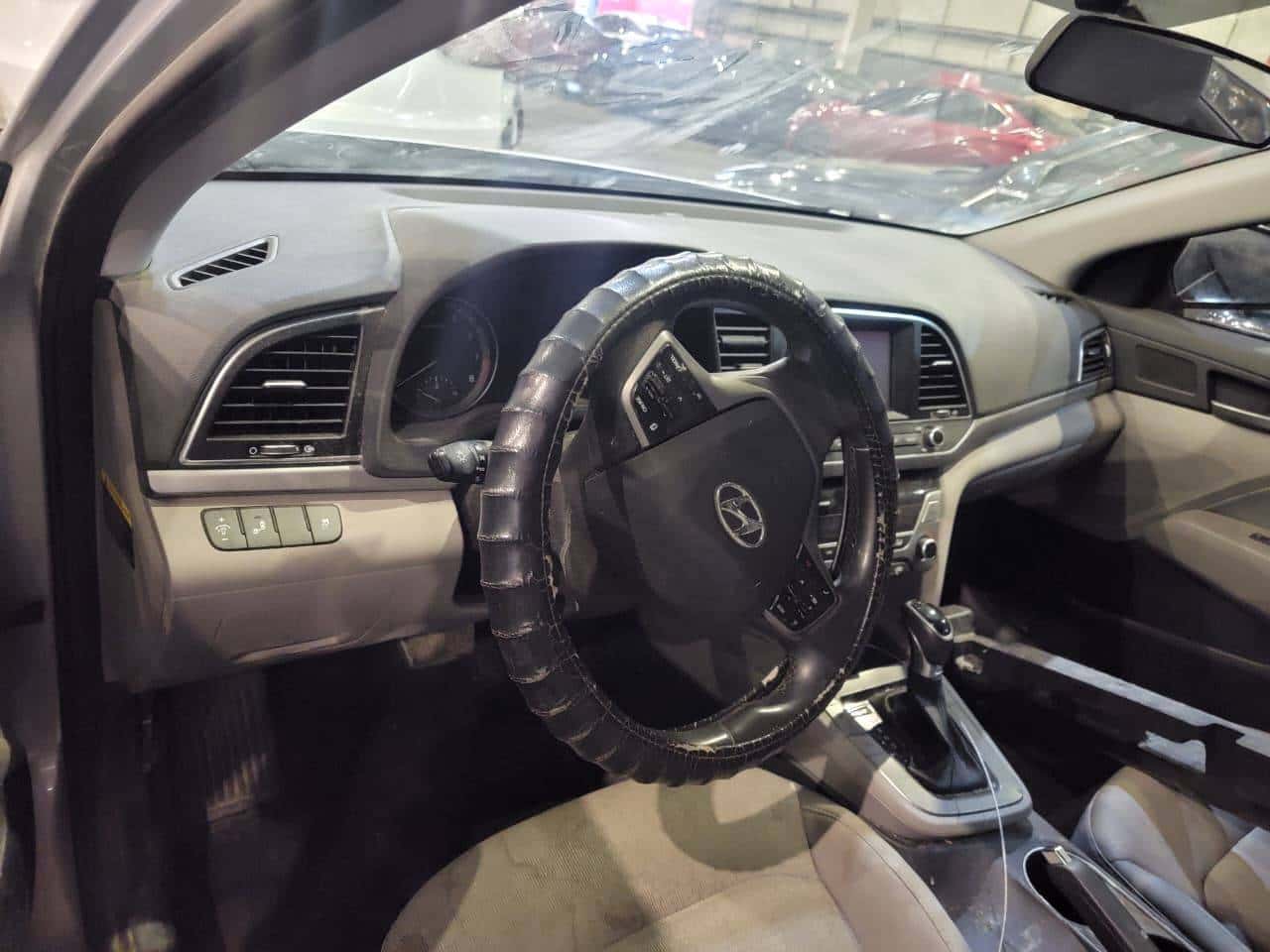 Hyundai Elantra 2017 thumbnail 6