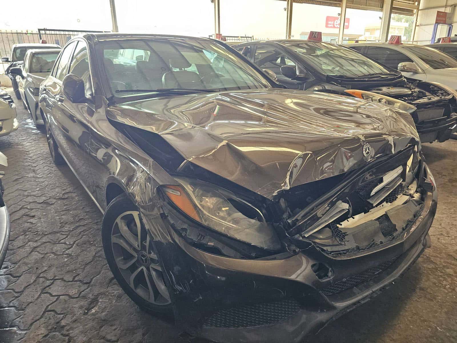 MERCEDES BENZ C300 - Exterior