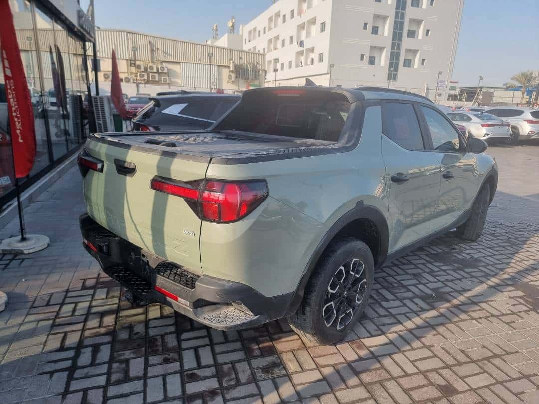 Hyundai Santa Cruz 2023 thumbnail 3