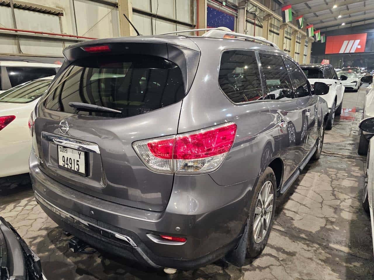 Nissan Pathfinder 2016 thumbnail 4