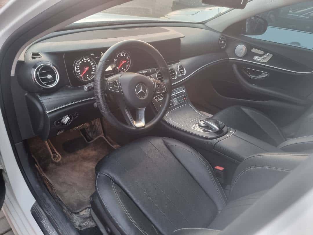 MERCEDES BENZ E-300 2017 thumbnail 5
