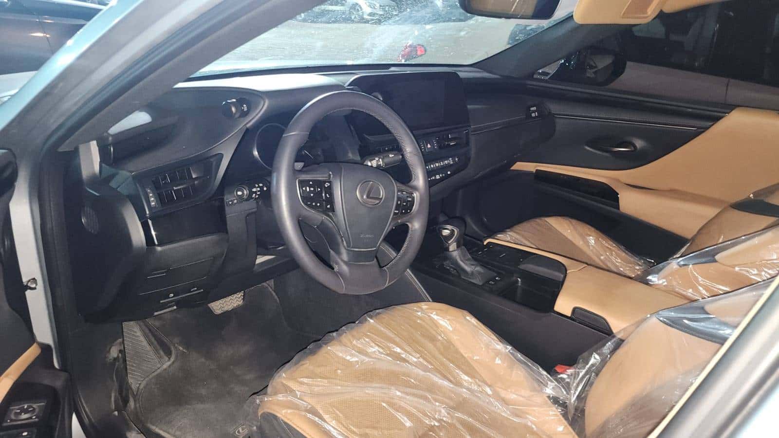 LEXUS ES 300H - Exterior