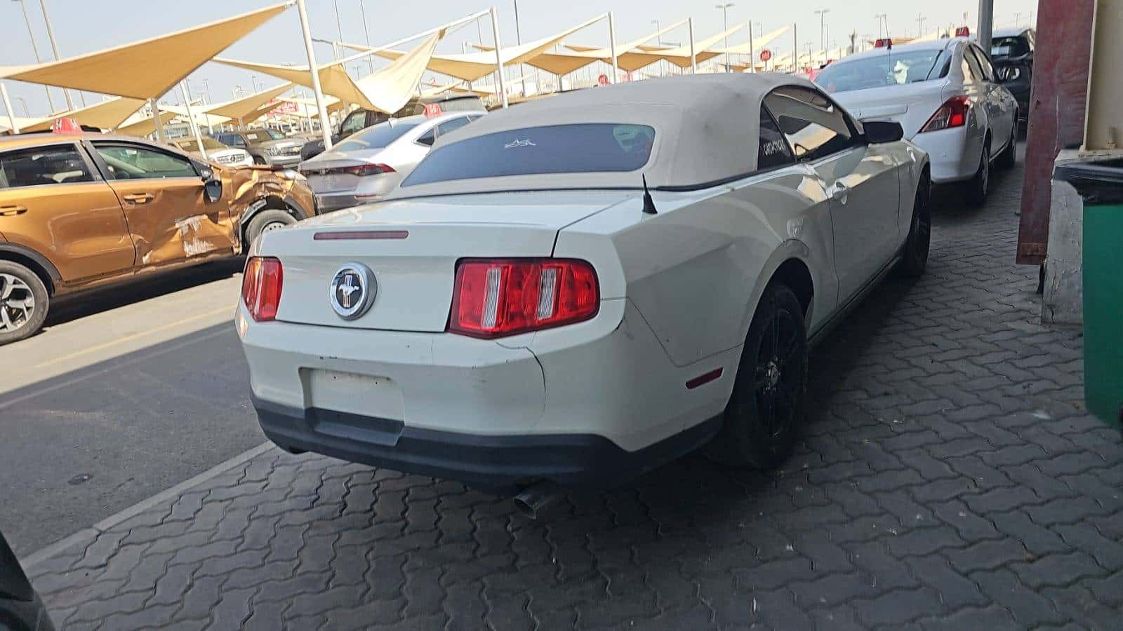 FORD MUSTANG - Exterior