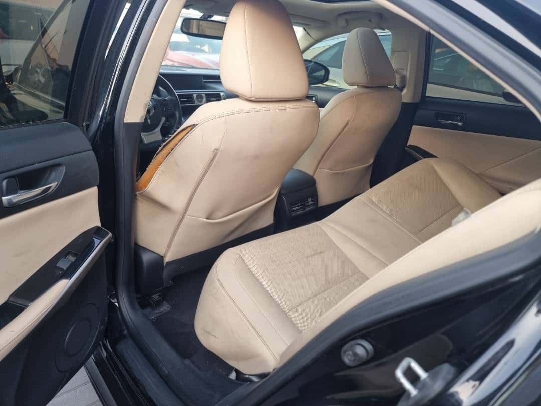 Lexus IS 250 2015 thumbnail 5