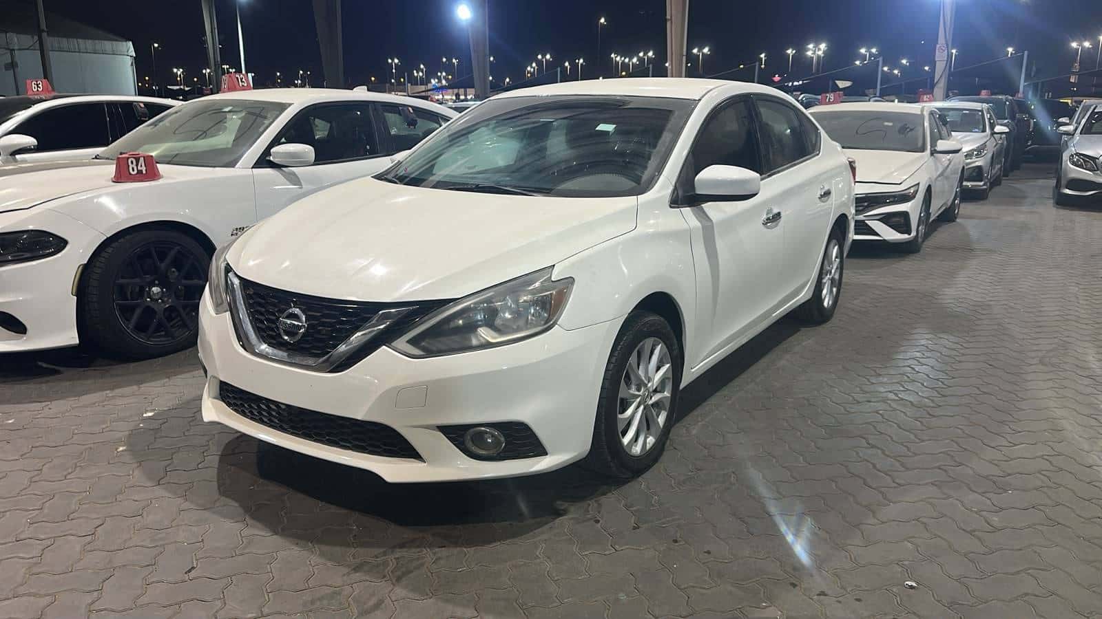 Nissan Sentra 2019 thumbnail 1