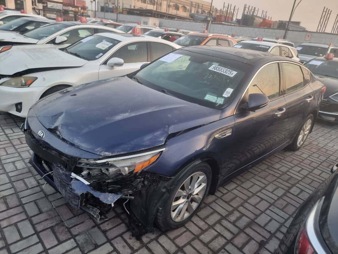 Kia Optima 2018 thumbnail 3