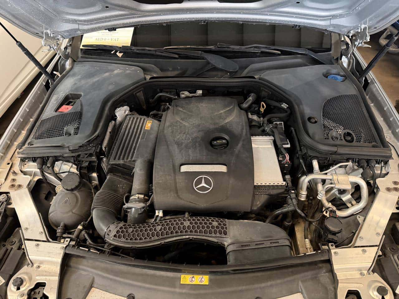 MERCEDES BENZ E-300 2019 thumbnail 6
