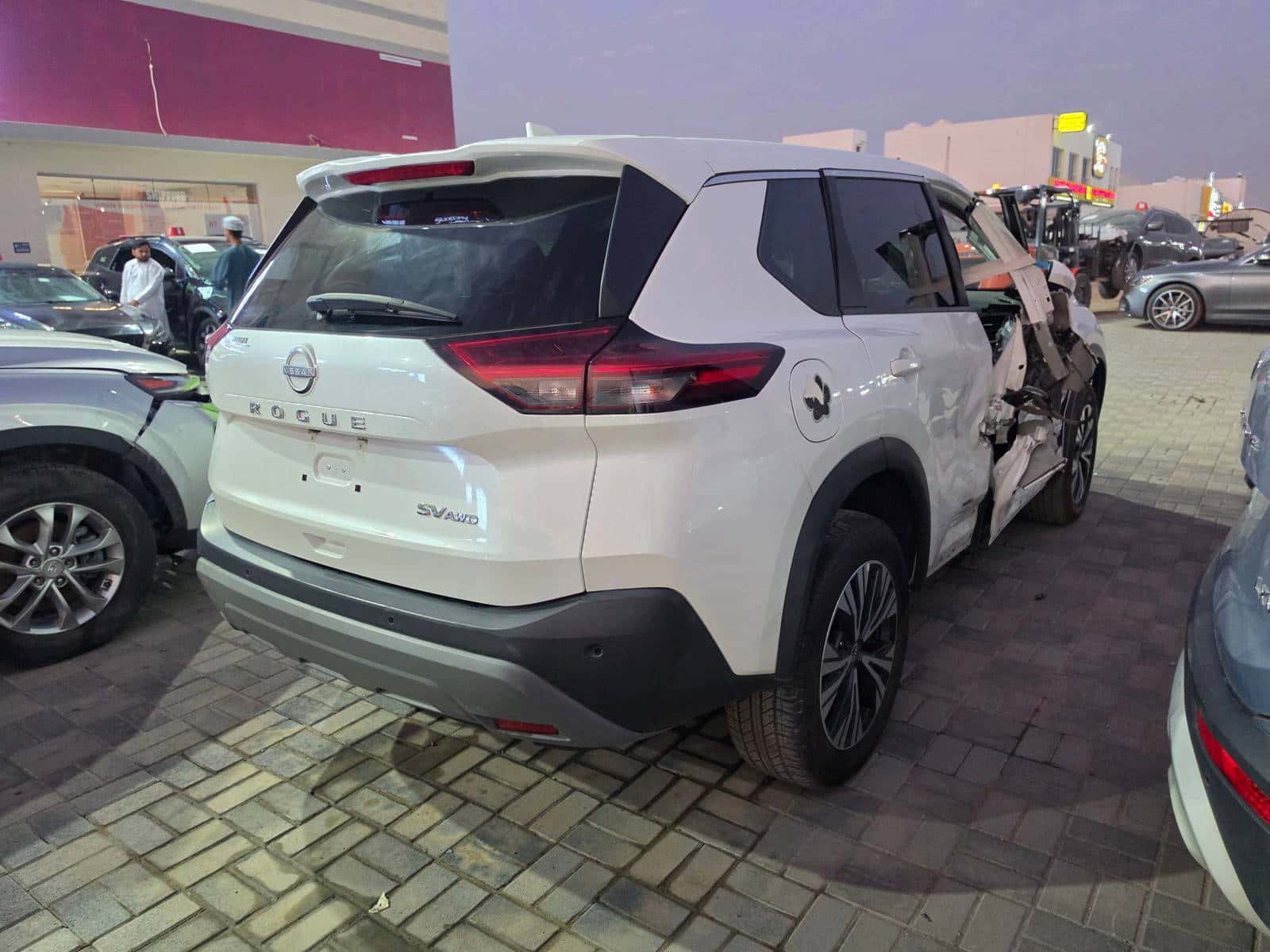 NISSAN ROGUE 2023 thumbnail 4