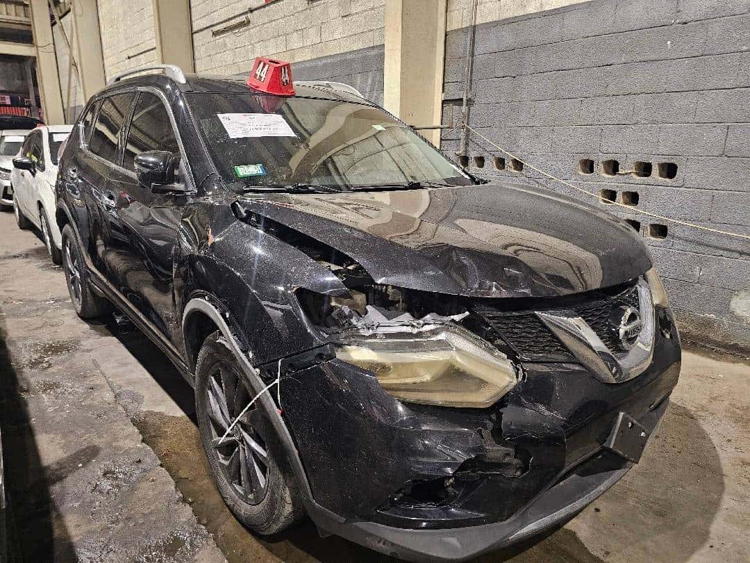 Nissan Rogue 2016 thumbnail 1