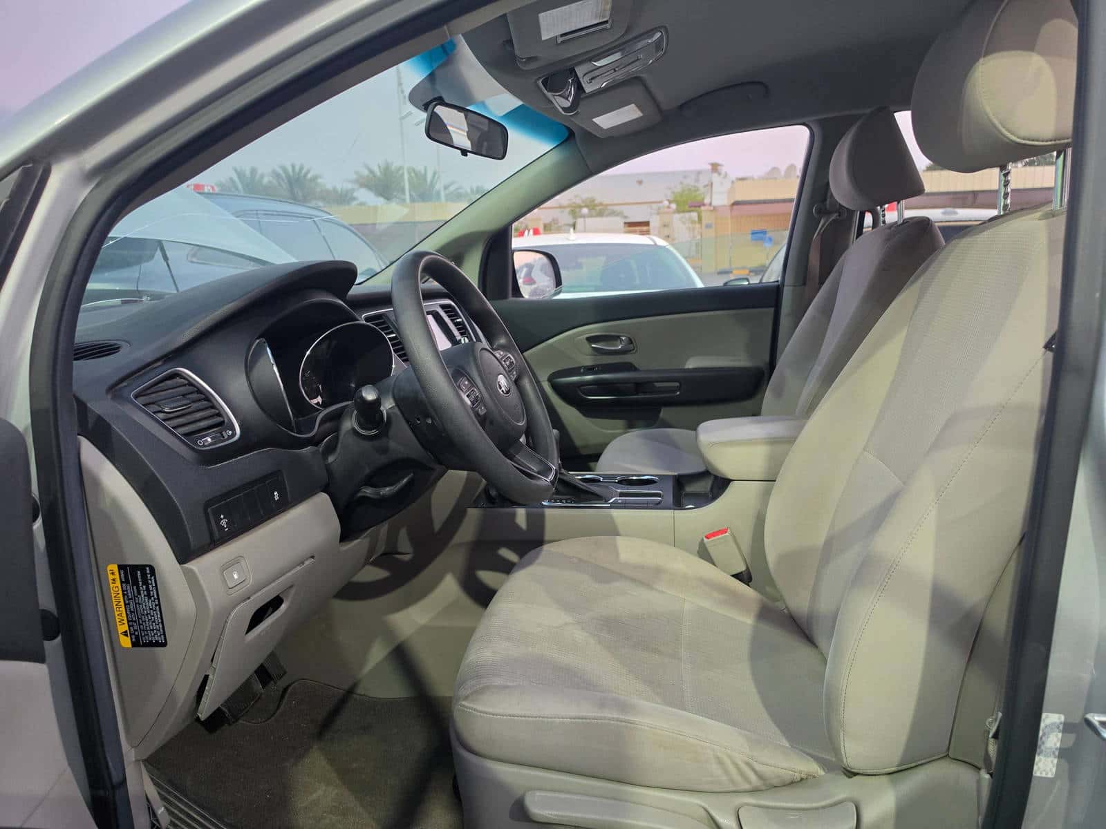 Kia Sedona 2019 thumbnail 6