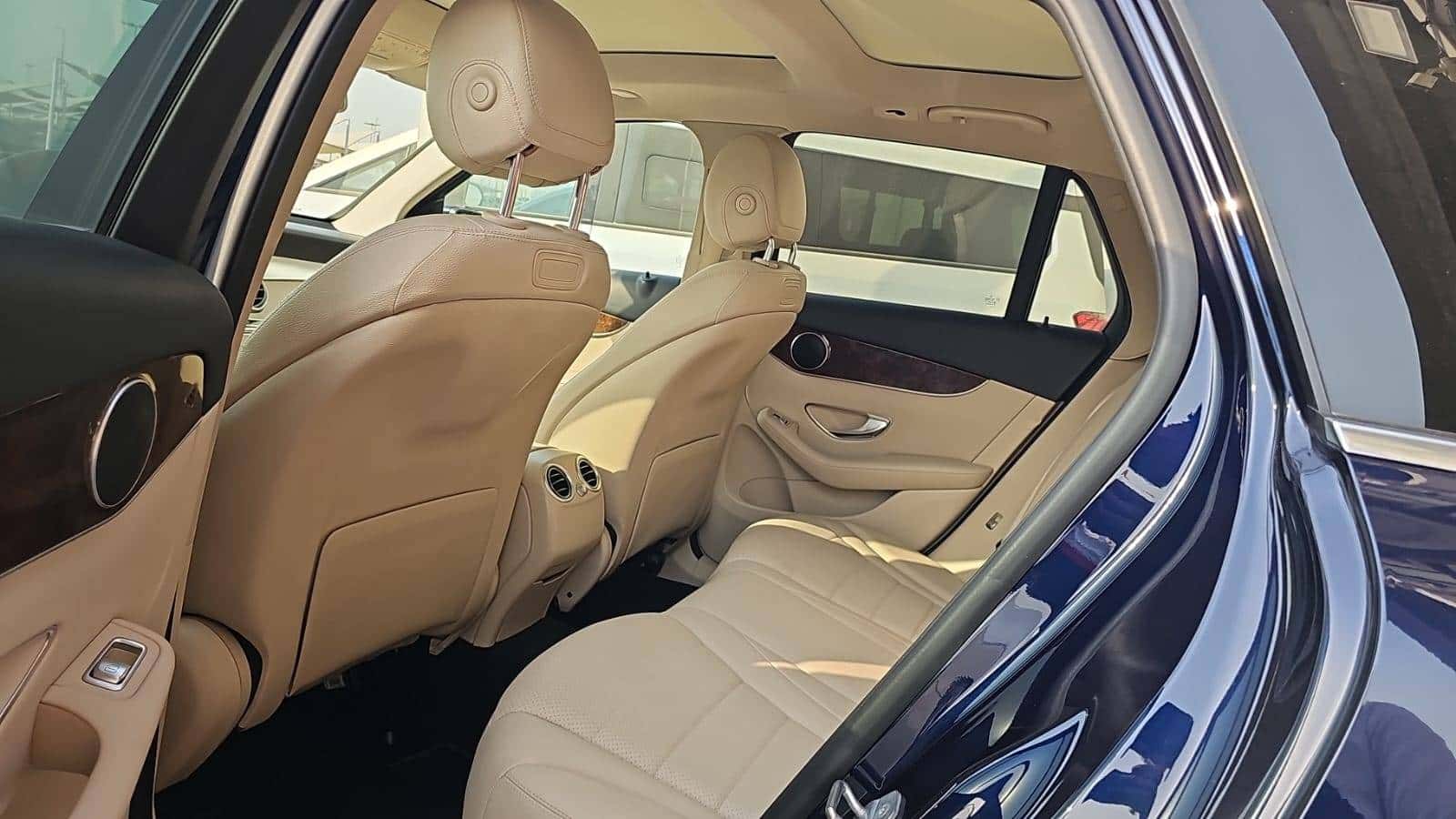 MERCEDES BENZ GLC-300 2018 thumbnail 7