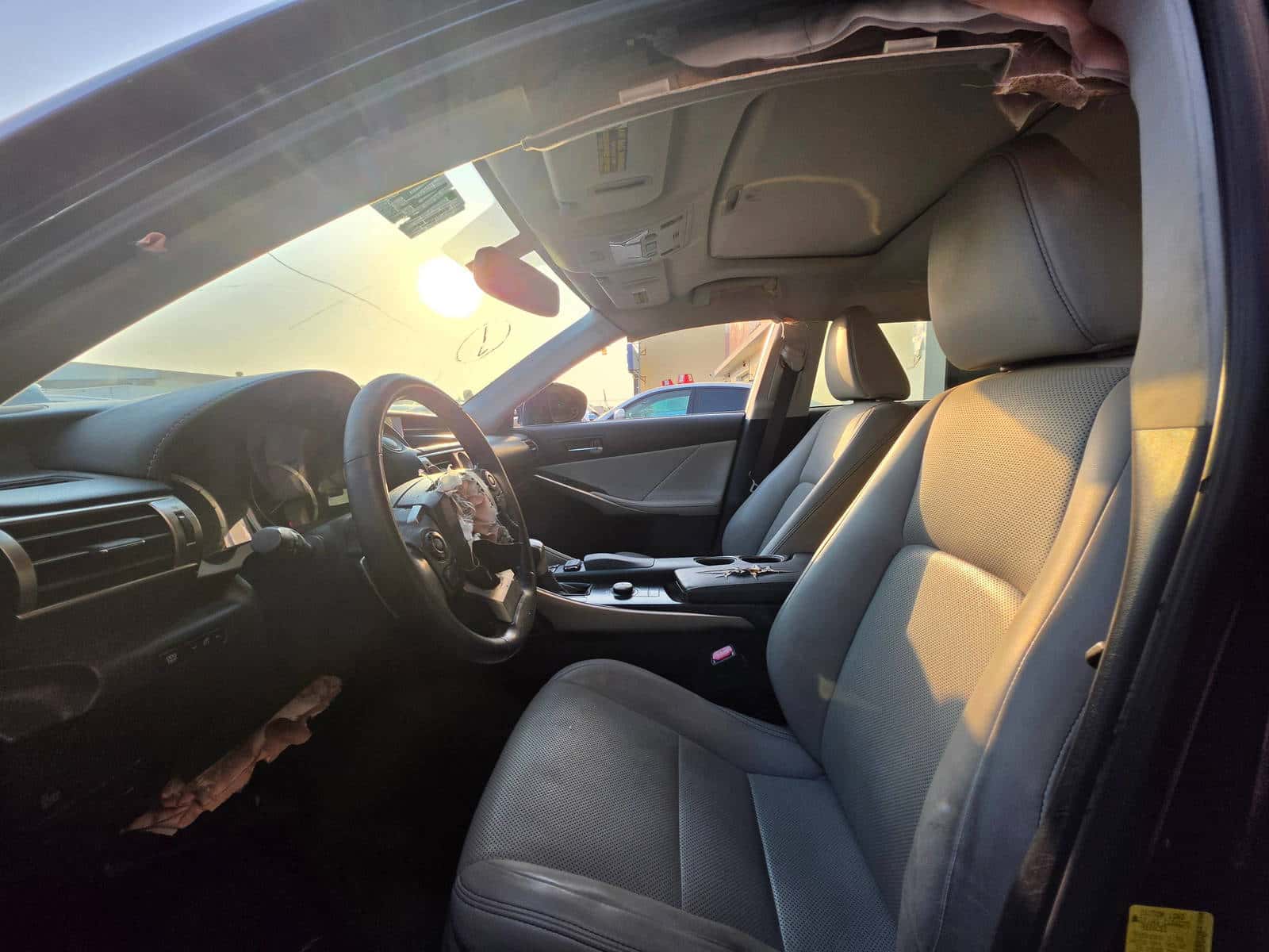 Lexus IS 250 2015 thumbnail 6