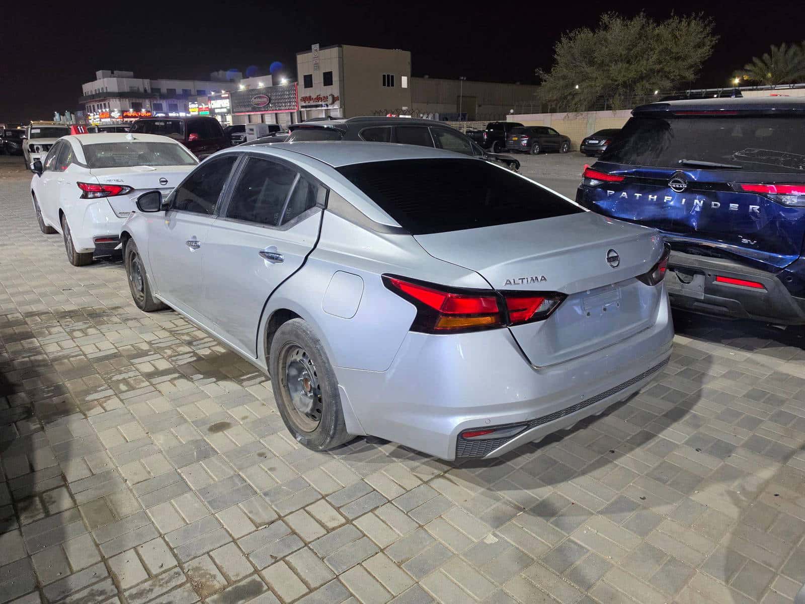 Nissan Altima 2021 thumbnail 5