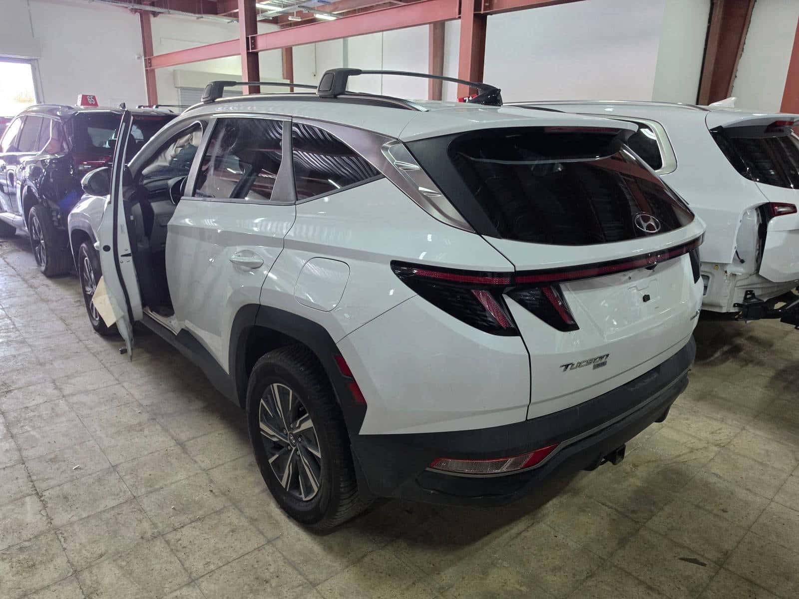 Hyundai Tucson 2023 thumbnail 3