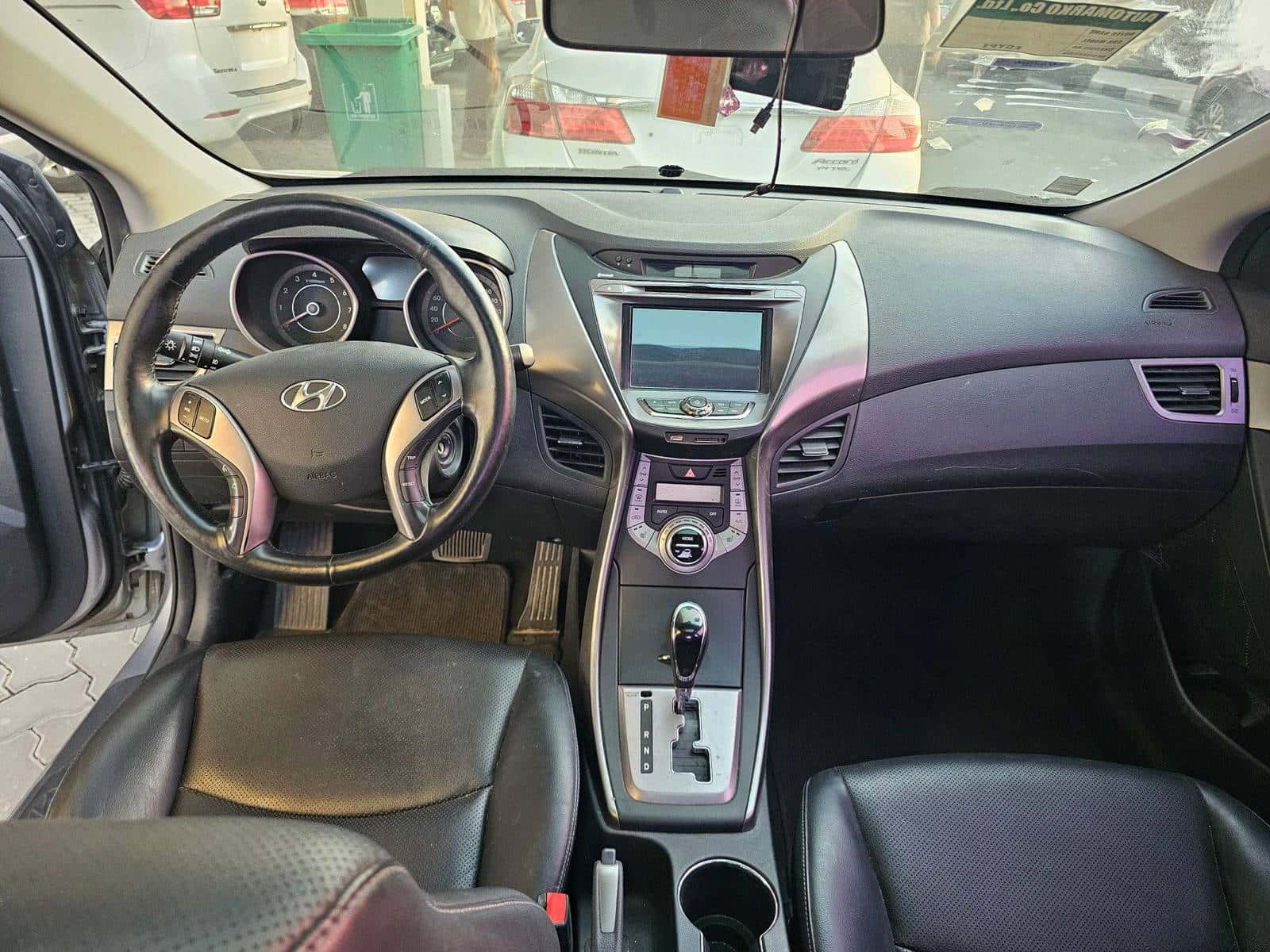 HYUNDAI AVANTE 2014 thumbnail 6
