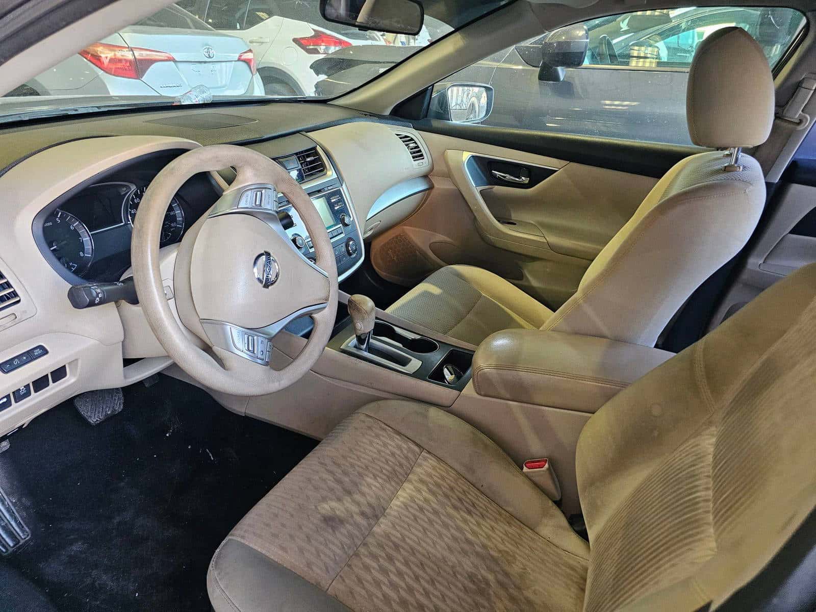 NISSAN ALTIMA - Exterior