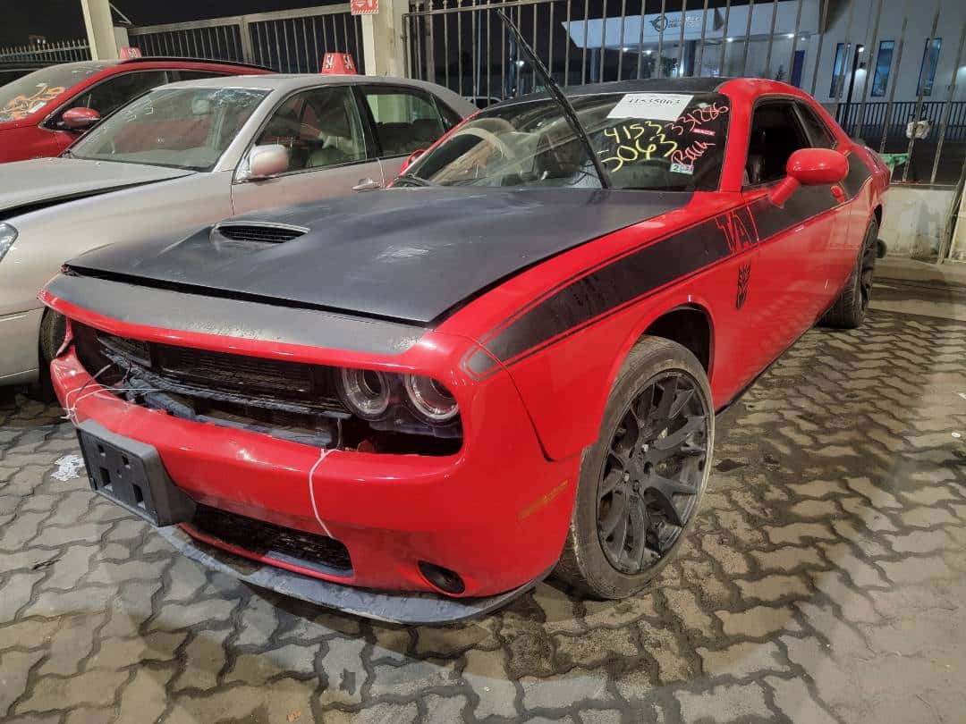 DODGE CHALLENGER - Exterior