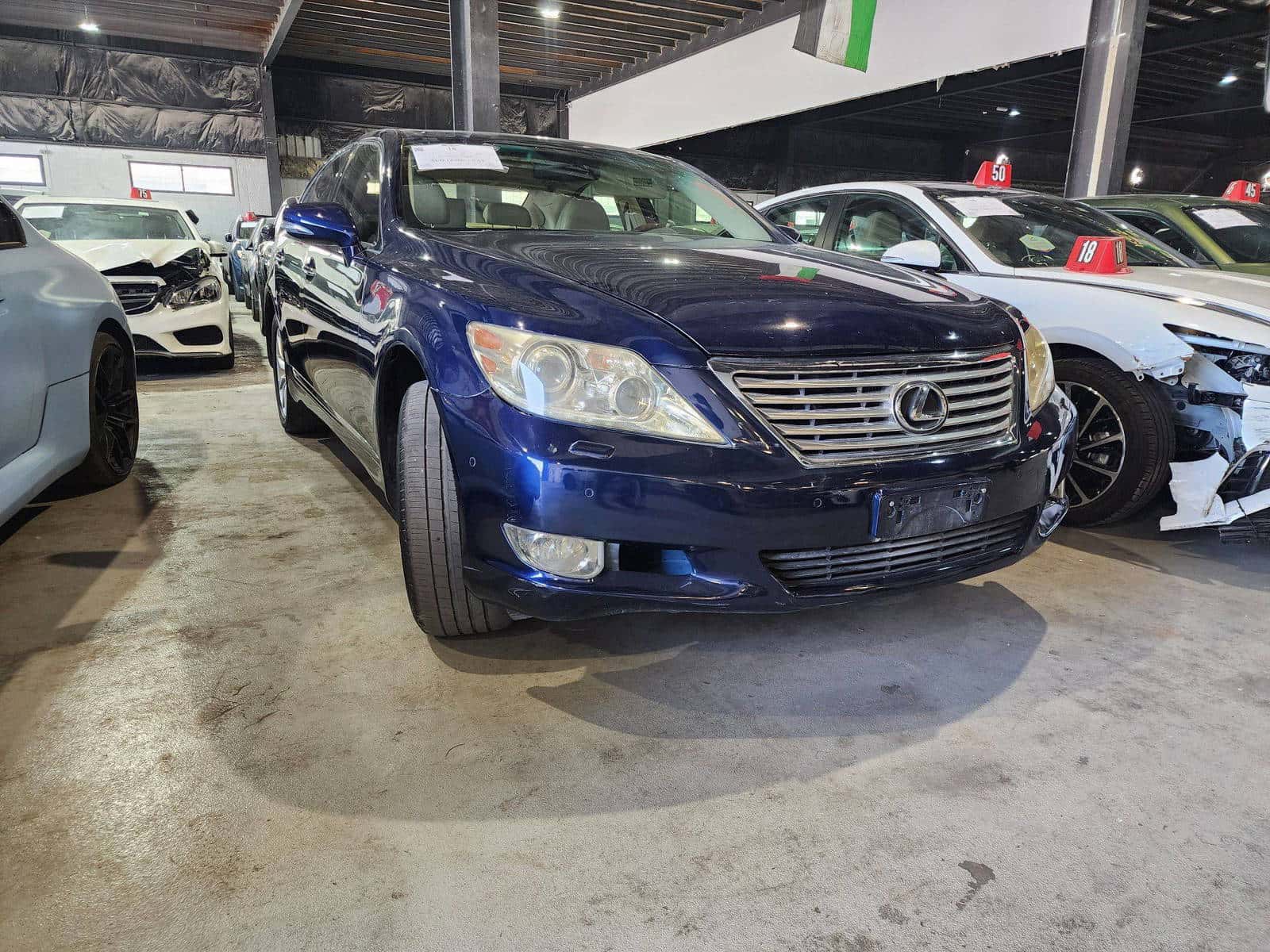 LEXUS LS 460 - Exterior
