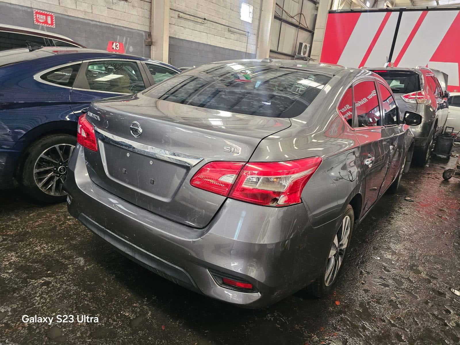 NISSAN SENTRA - Exterior
