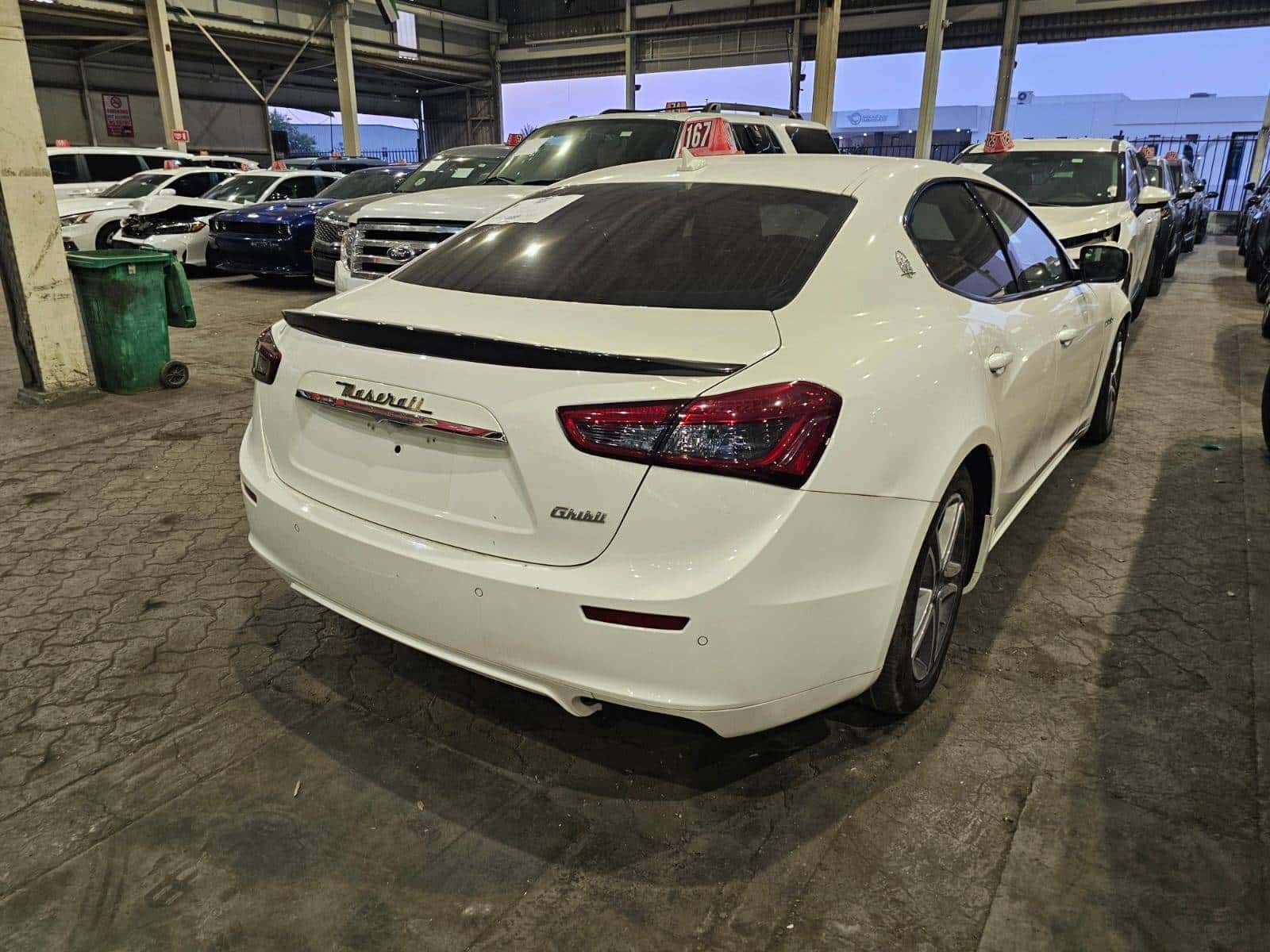 Maserati Ghibli 2015 thumbnail 3