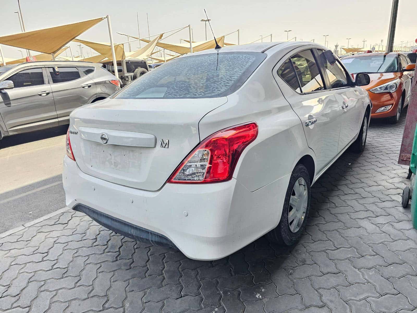 NISSAN SUNNY 2022 thumbnail 3