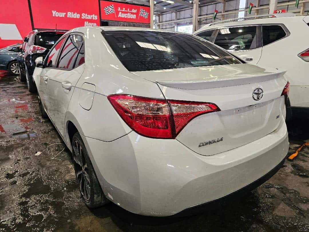 TOYOTA COROLLA 2018 thumbnail 1